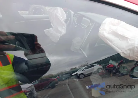 2017 Tesla Model S 60/75 from USA, damaged, VIN 5YJSA1E18HF199888